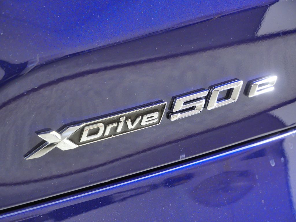 Thumbnail: 2026 BMW X5 - 12