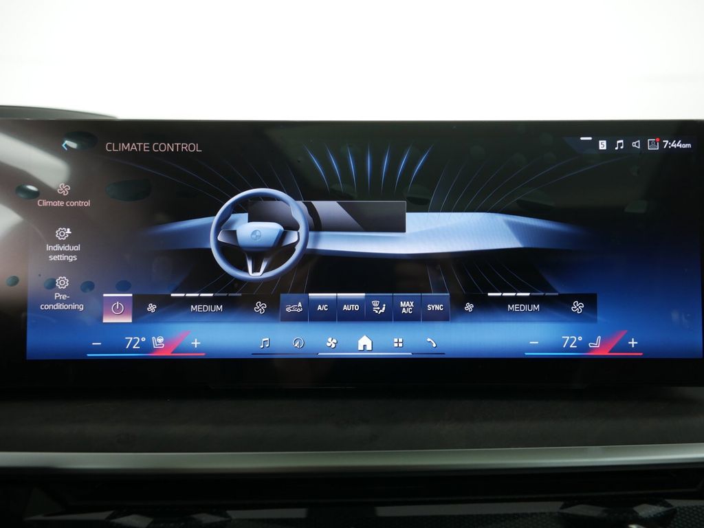 2025 BMW X7 xDrive40i 41