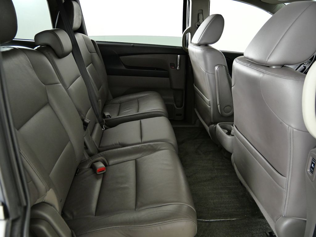 Thumbnail: 2014 Honda Odyssey - 25