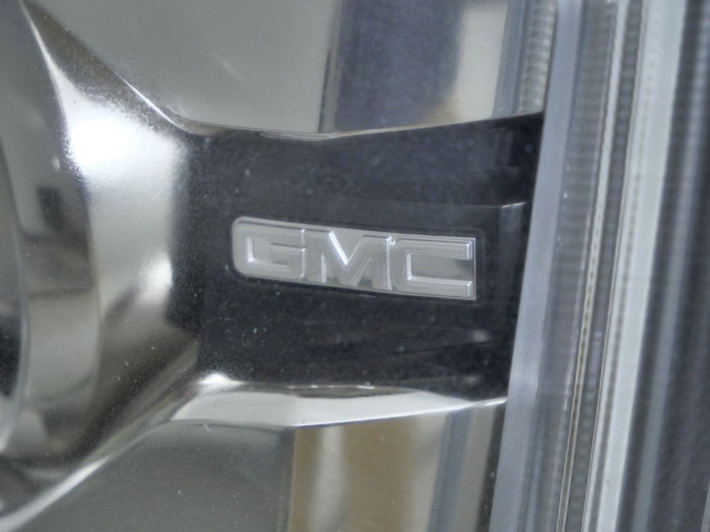 Thumbnail: 2018 GMC Yukon XL - 5