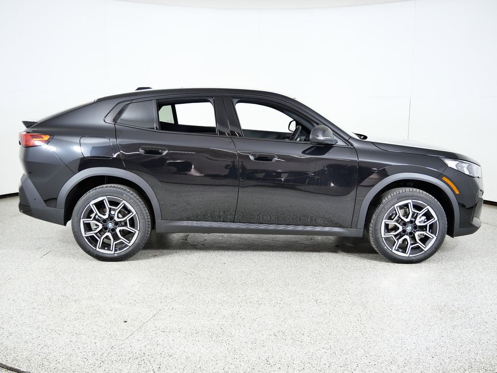 Thumbnail: 2026 BMW X2 - 8