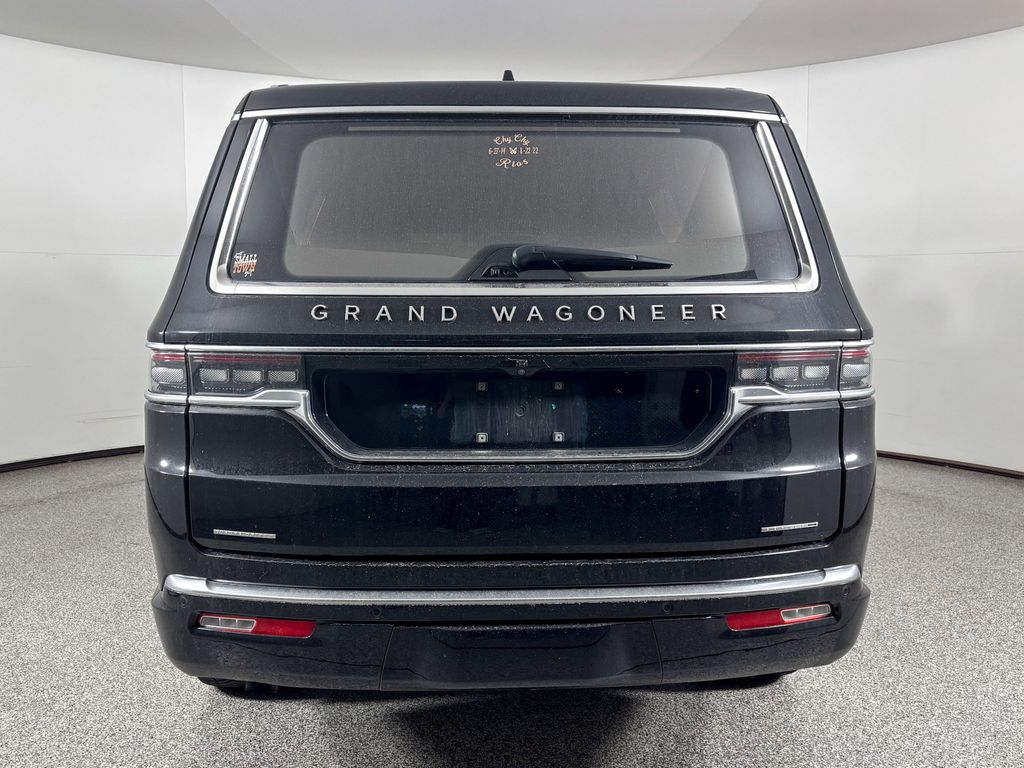 Thumbnail: 2022 Jeep Grand Wagoneer - 7