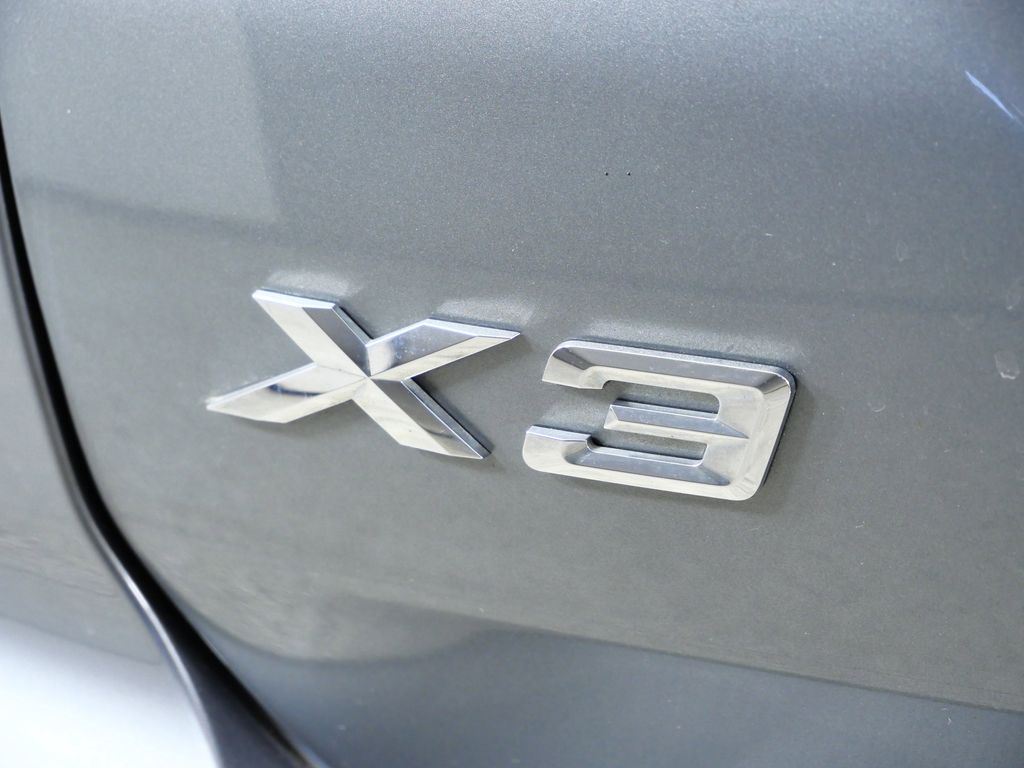 Thumbnail: 2023 BMW X3 - 14