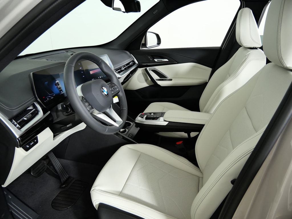 Thumbnail: 2026 BMW X1 - 32