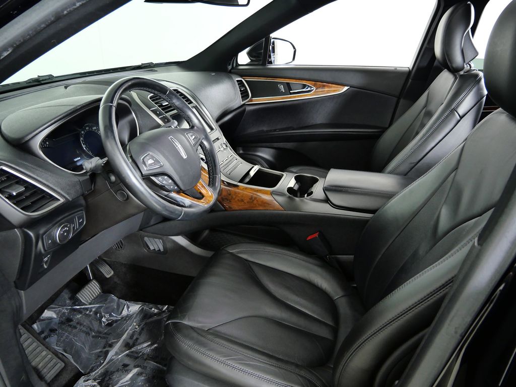 Thumbnail: 2017 Lincoln MKX - 34