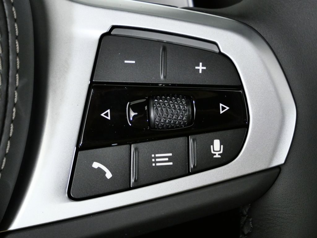 Thumbnail: 2026 BMW X6 - 42