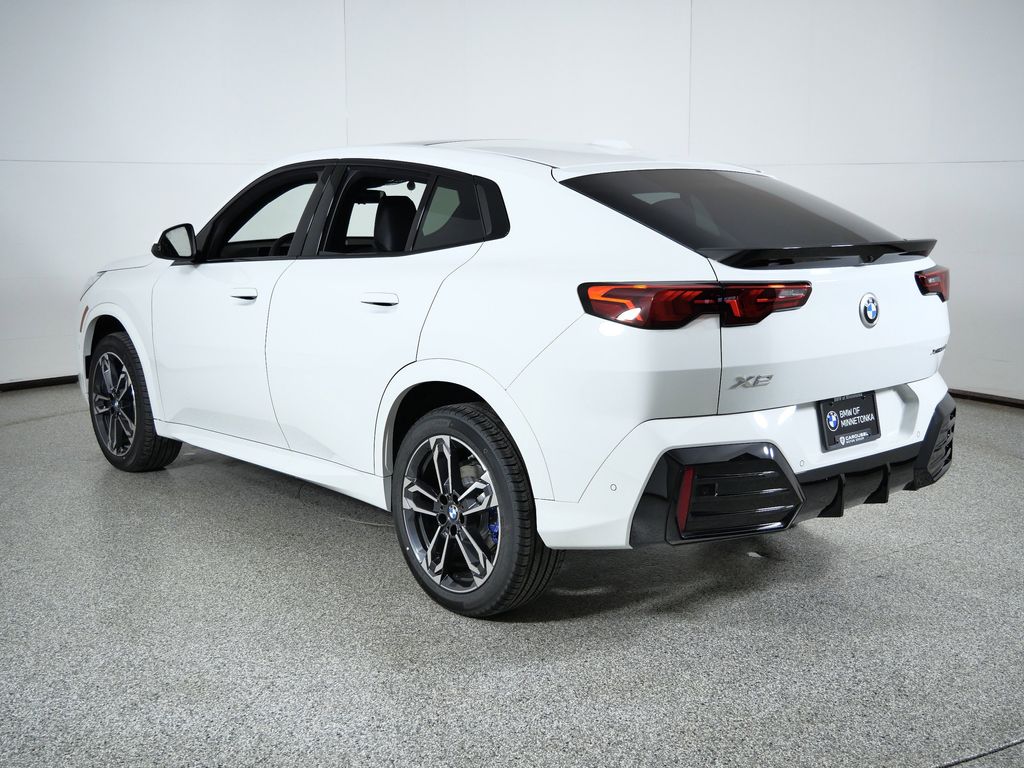 Thumbnail: 2026 BMW X2 - 14
