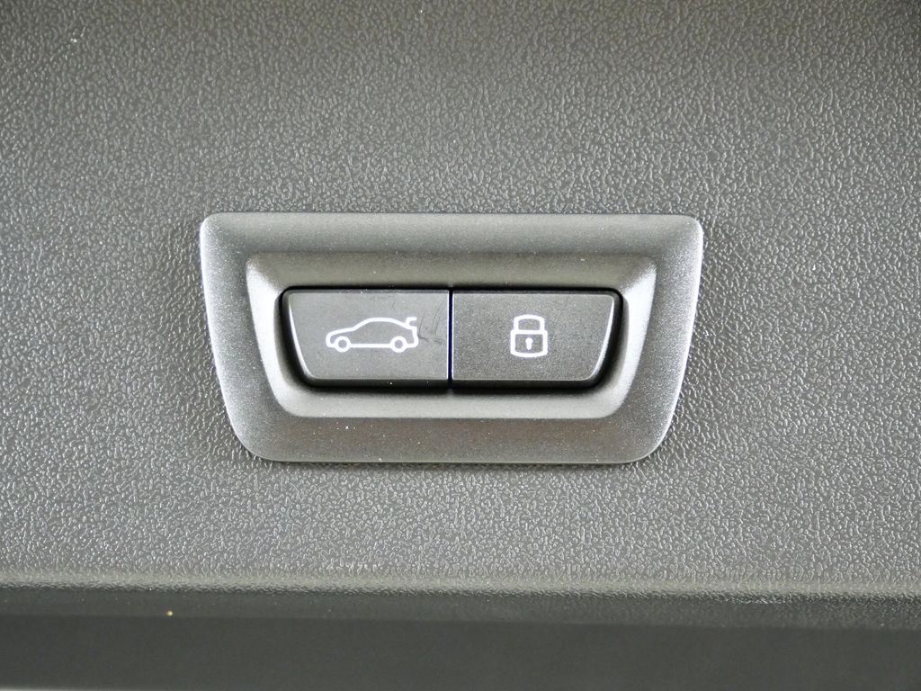 Thumbnail: 2025 BMW X3 - 29