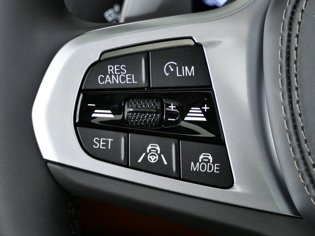 Thumbnail: 2026 BMW 8 Series - 41