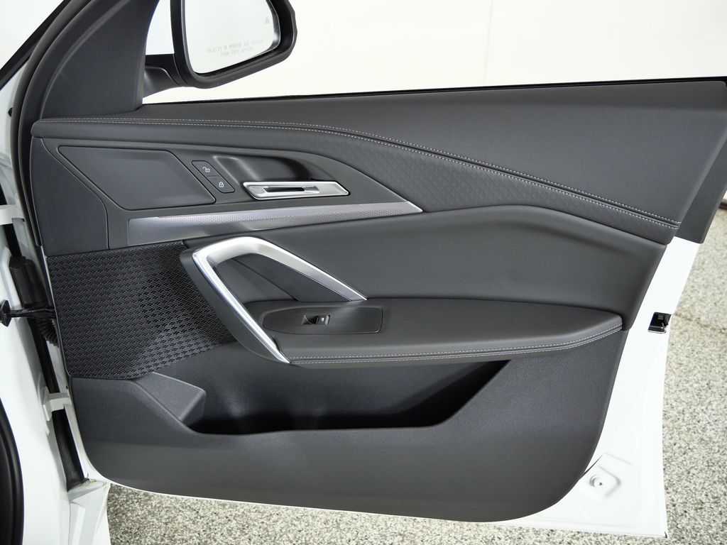 Thumbnail: 2026 BMW X2 - 20