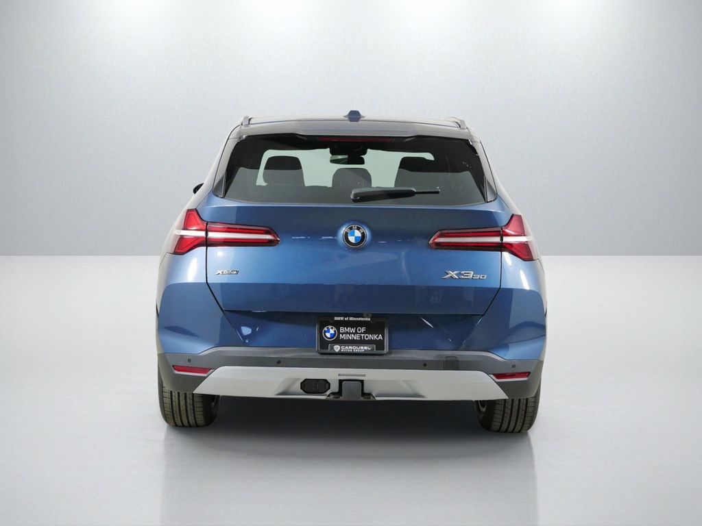 Thumbnail: 2026 BMW X3 - 10