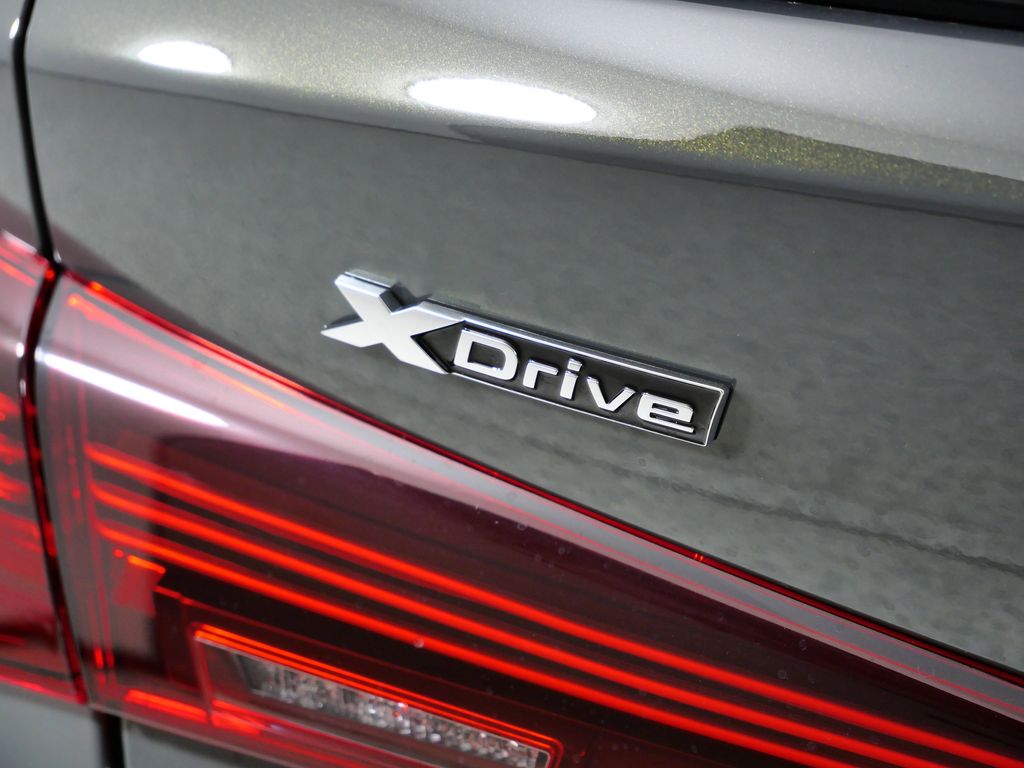 Thumbnail: 2026 BMW 4 Series - 13