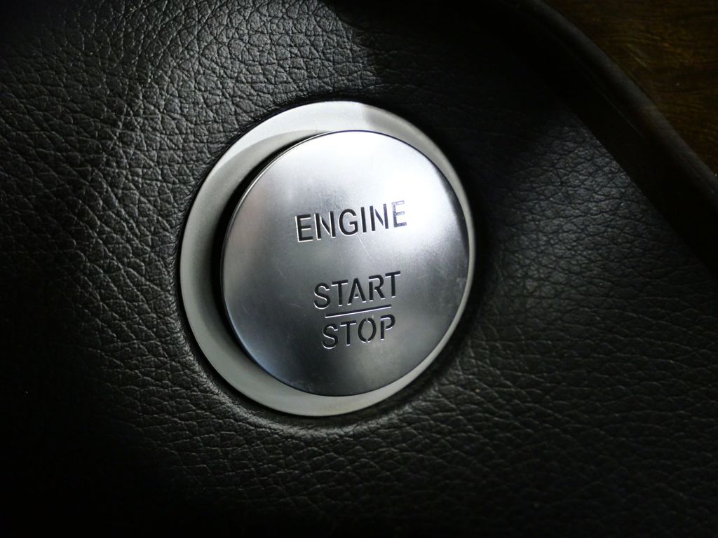 Thumbnail: 2017 Mercedes-Benz GLE - 48