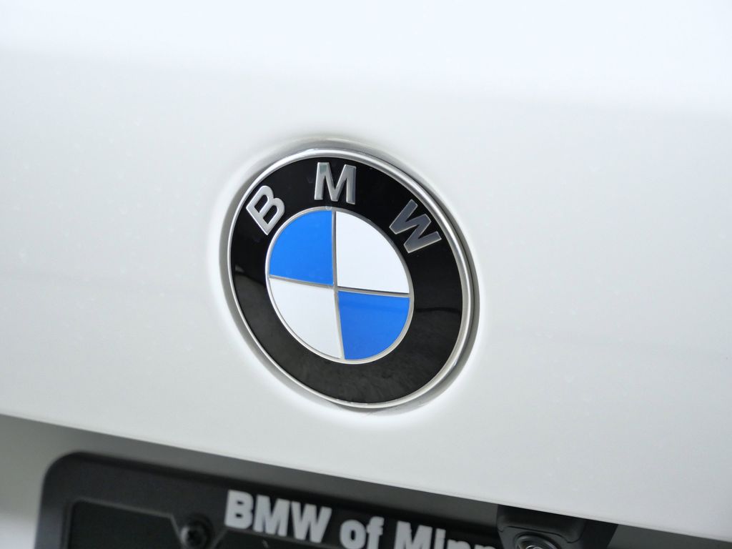 Thumbnail: 2026 BMW X5 - 11