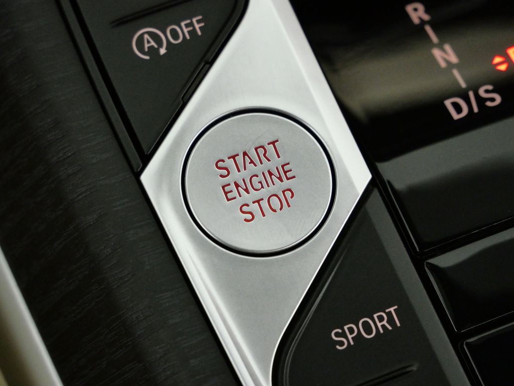 Thumbnail: 2025 BMW 4 Series - 49