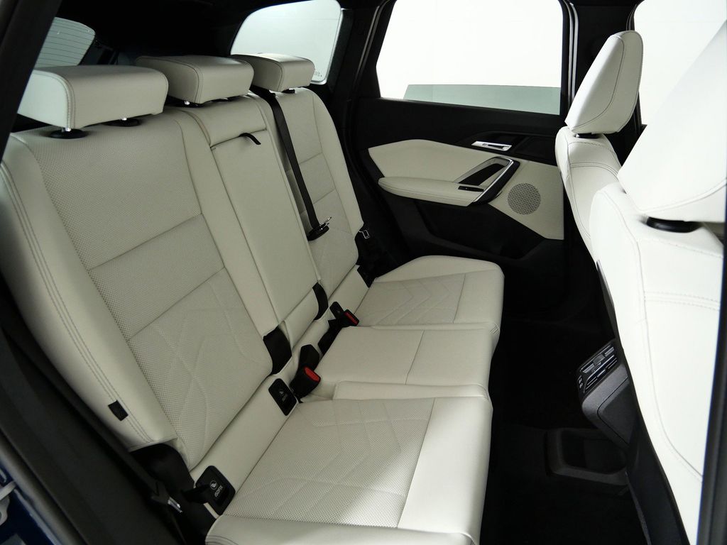 Thumbnail: 2026 BMW X1 - 25
