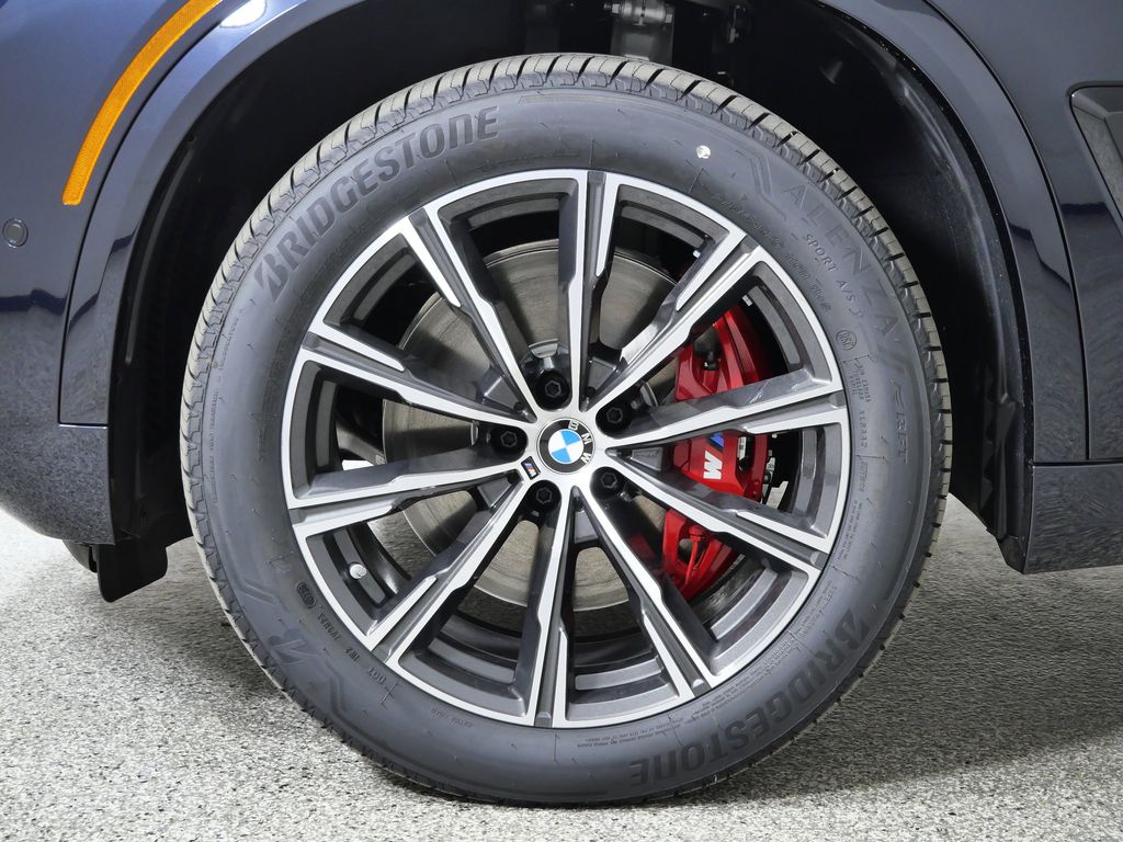 Thumbnail: 2026 BMW X5 - 17