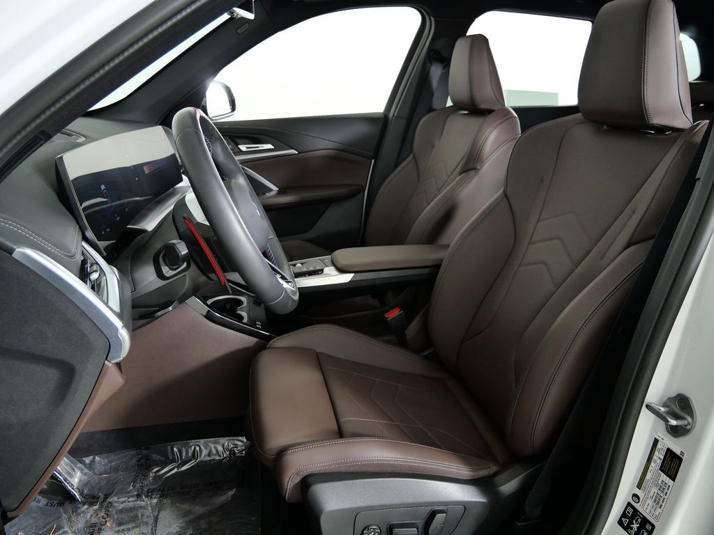 Thumbnail: 2025 BMW X1 - 38