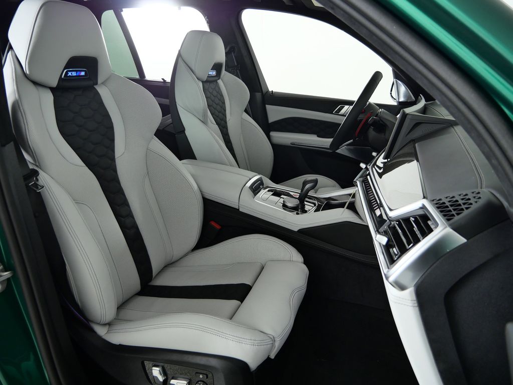 Thumbnail: 2026 BMW X5 - 21