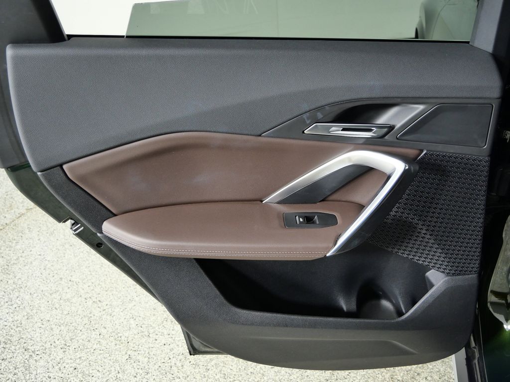 Thumbnail: 2025 BMW X1 - 33