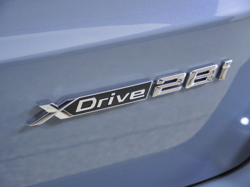 Thumbnail: 2026 BMW X1 - 12