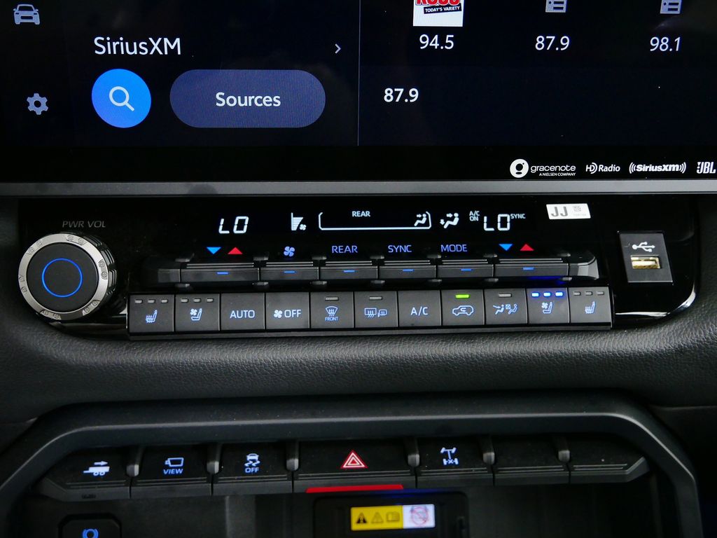 Thumbnail: 2024 Toyota Sequoia - 43