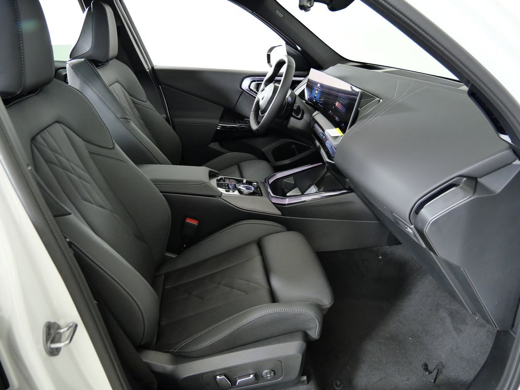 Thumbnail: 2026 BMW X3 - 21