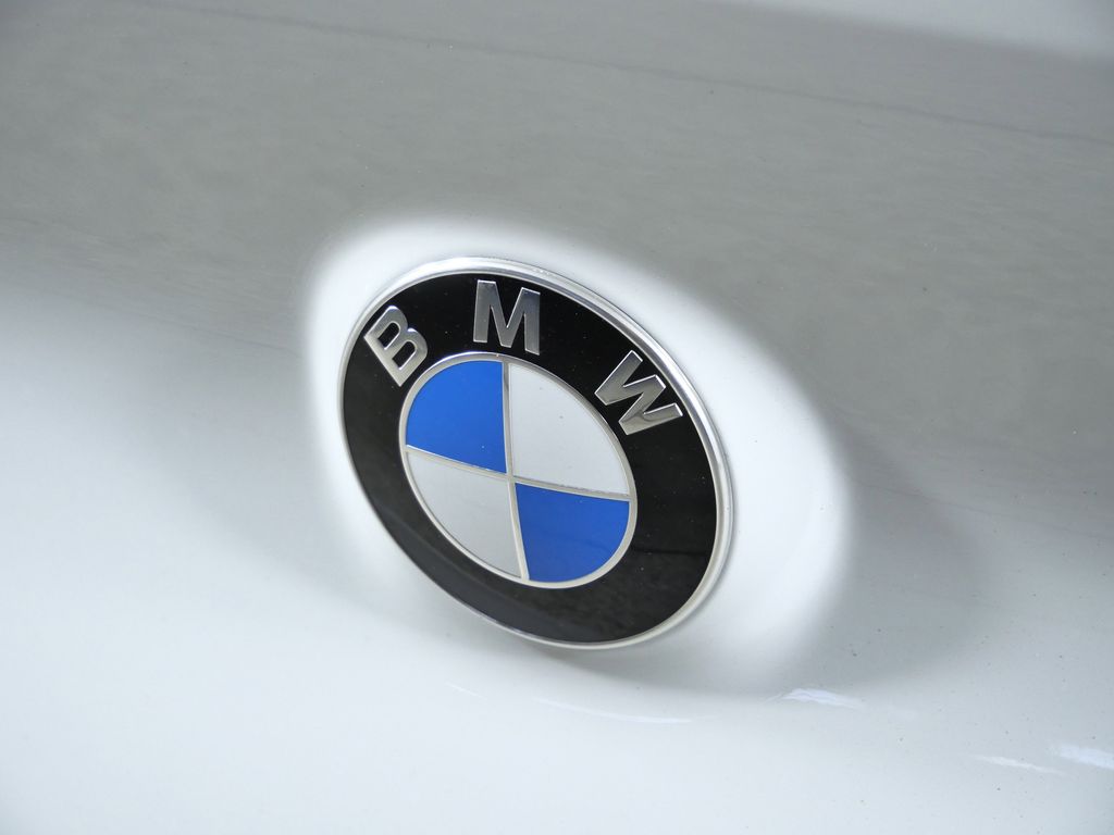 Thumbnail: 2026 BMW 8 Series - 11