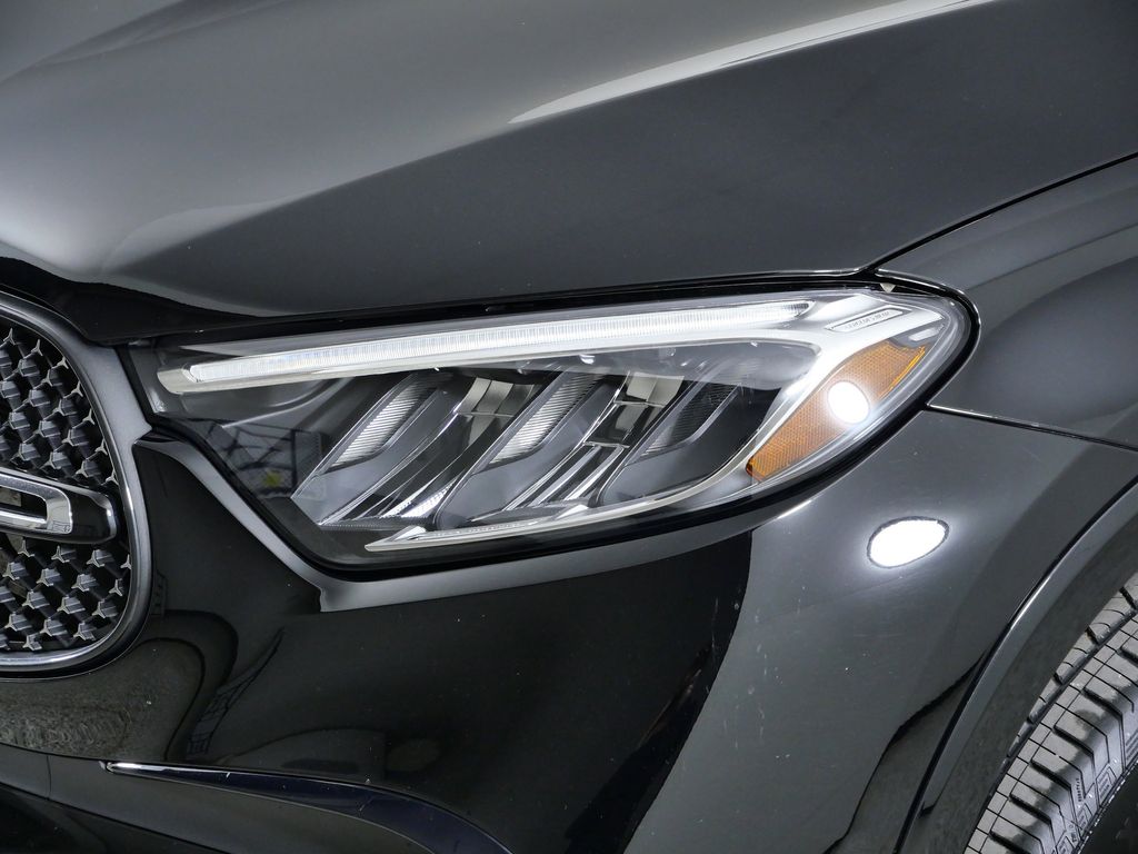 Thumbnail: 2024 Mercedes-Benz GLC - 4