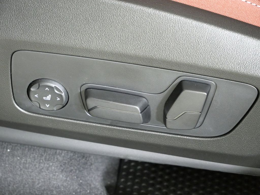 Thumbnail: 2026 BMW X1 - 37