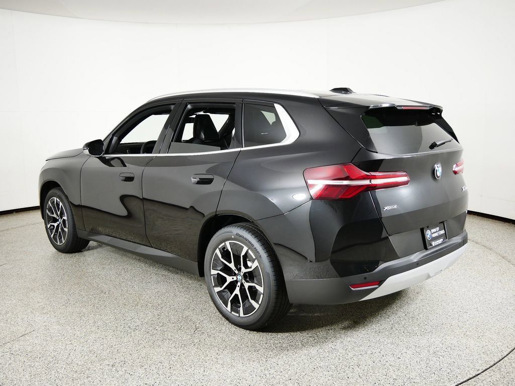 Thumbnail: 2025 BMW X3 - 15