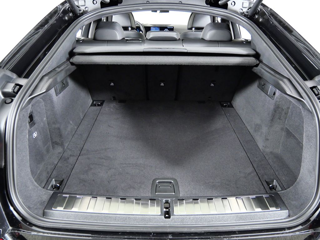 Thumbnail: 2026 BMW X6 - 28