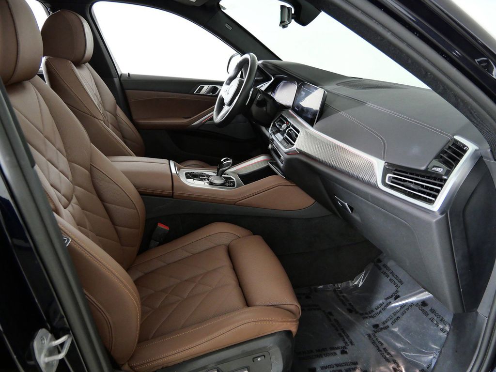 Thumbnail: 2023 BMW X6 - 24