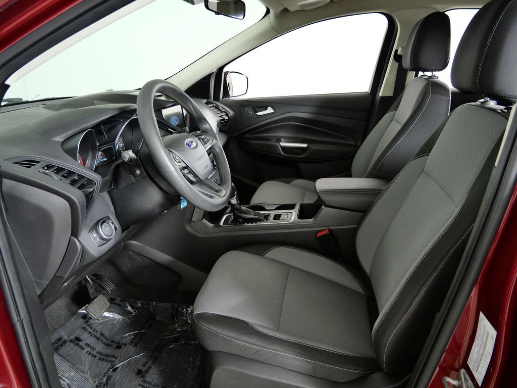 Thumbnail: 2017 Ford Escape - 33