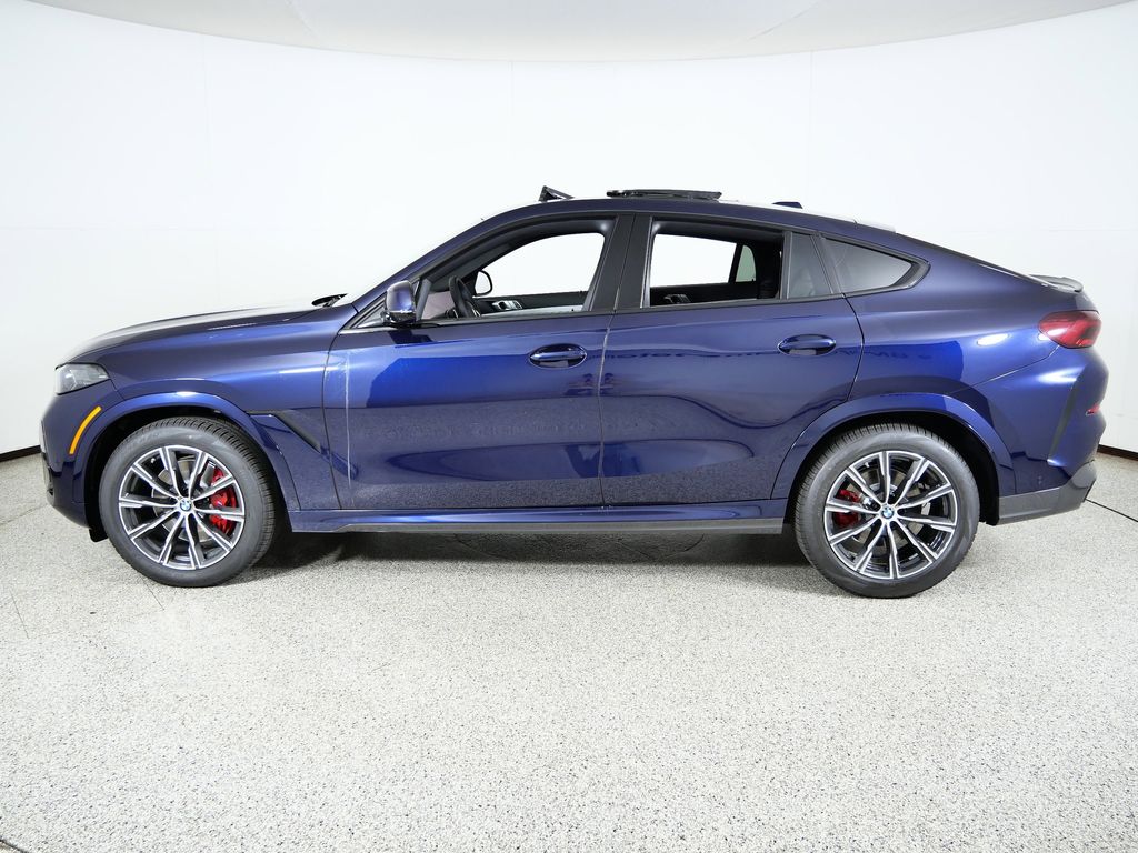 Thumbnail: 2026 BMW X6 - 15