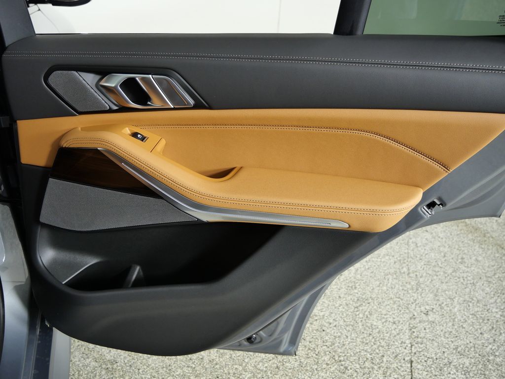 Thumbnail: 2026 BMW X5 - 25