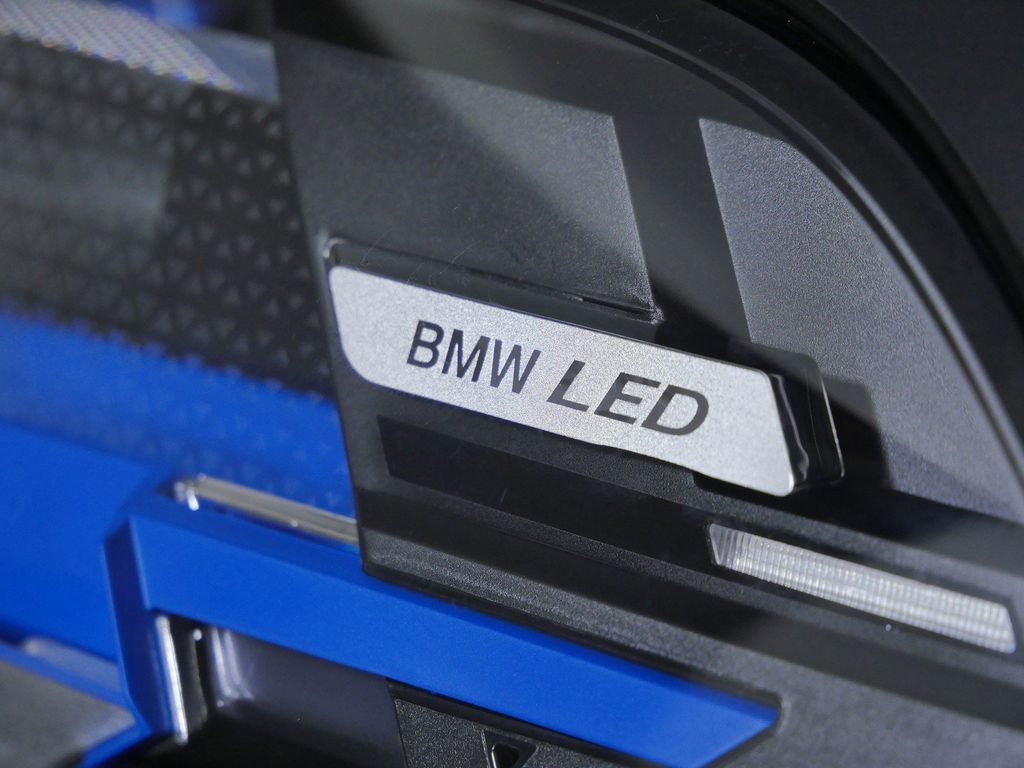 Thumbnail: 2026 BMW X5 - 4