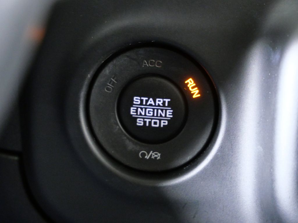 Thumbnail: 2018 Jeep Wrangler - 45