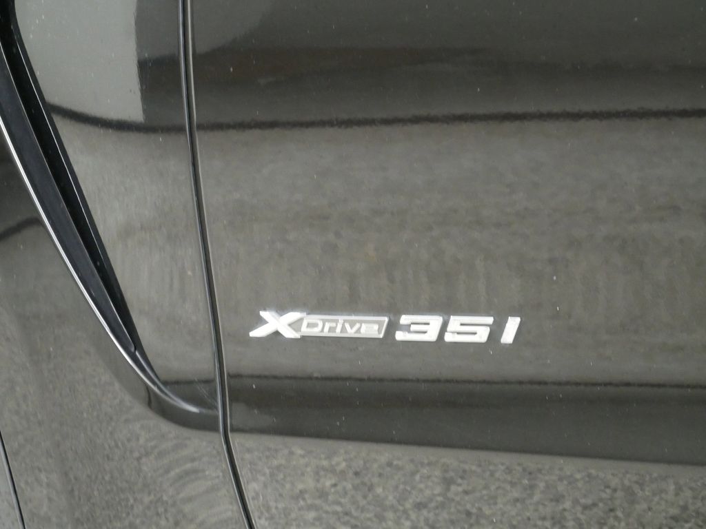 Thumbnail: 2016 BMW X5 - 15