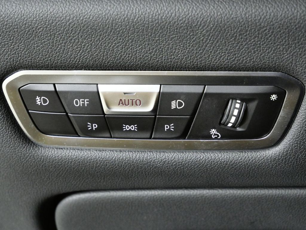 Thumbnail: 2020 BMW X5 - 40