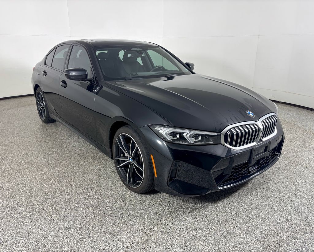 Thumbnail: 2023 BMW 3 Series - 3