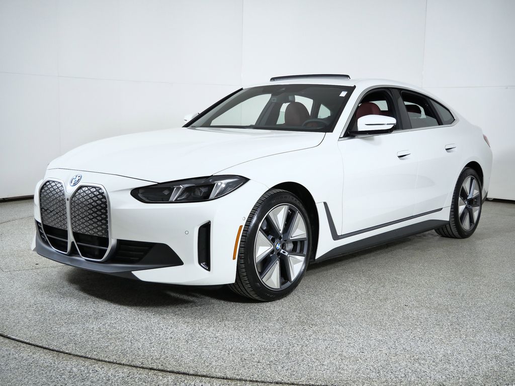 Thumbnail: 2025 BMW i4 - 1