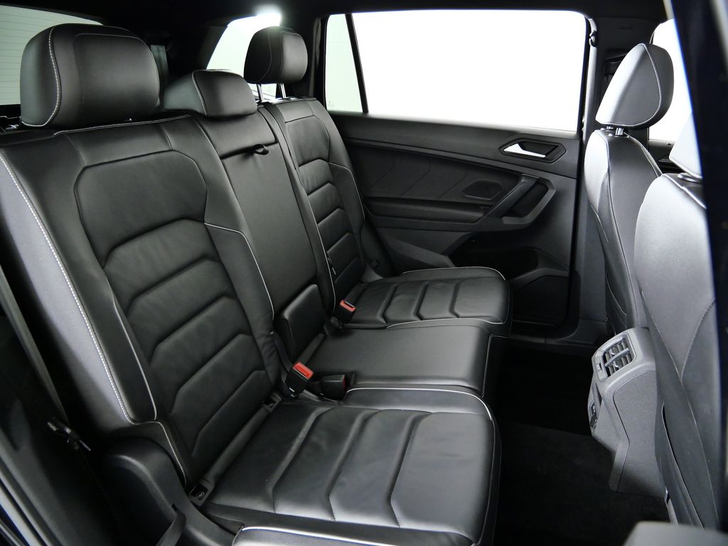 Thumbnail: 2021 Volkswagen Tiguan - 27