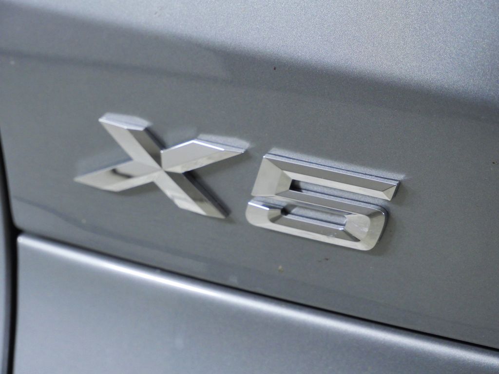 Thumbnail: 2026 BMW X5 - 13