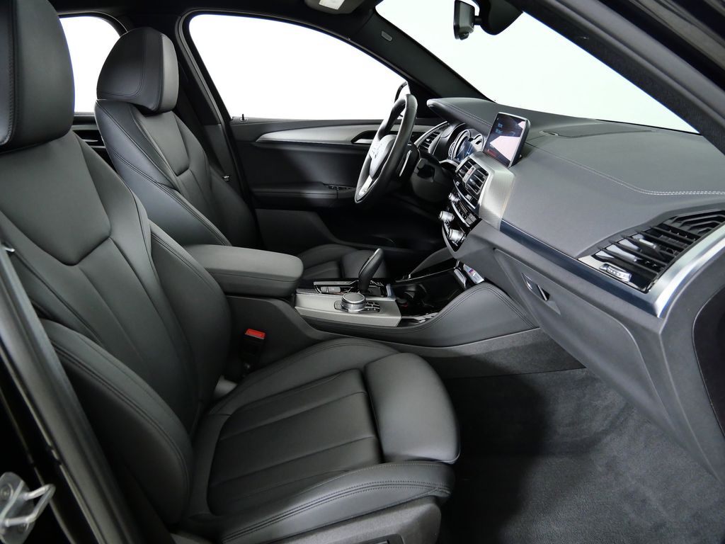 Thumbnail: 2019 BMW X4 - 21