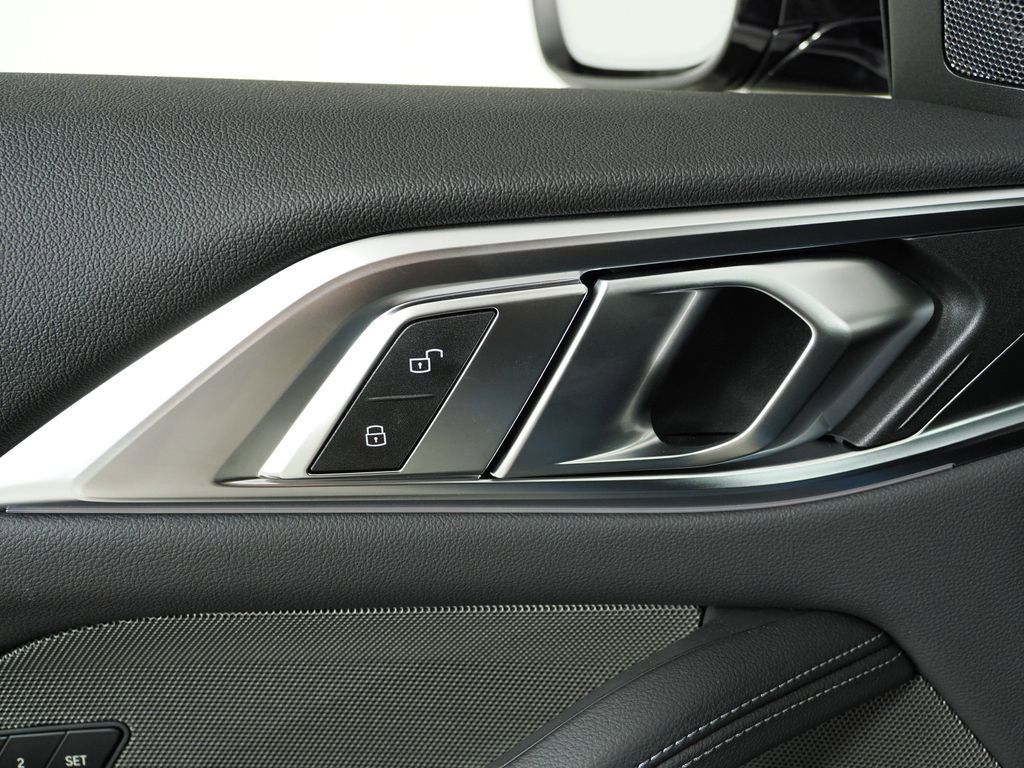 Thumbnail: 2026 BMW 4 Series - 33