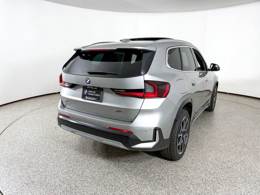 Thumbnail: 2025 BMW X1 - 4