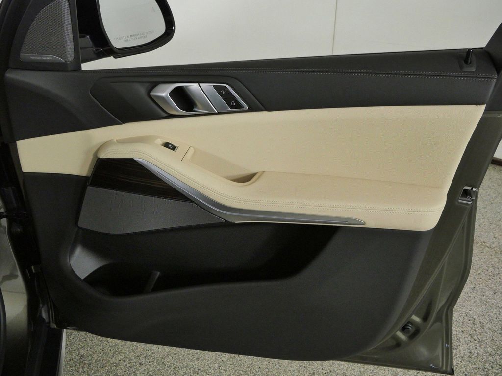 Thumbnail: 2021 BMW X5 - 19