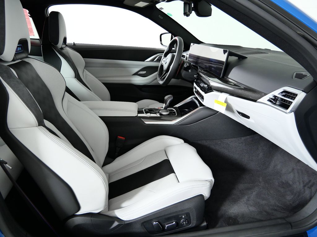 Thumbnail: 2026 BMW M4 - 19