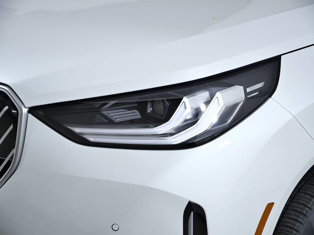 Thumbnail: 2026 BMW X3 - 4